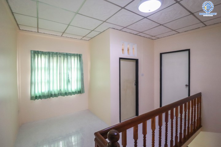 *****ทาวน์เฮ้าส์มือสองย่านนนทบุรี ม.พระปิ่น3 กาญจนาภิเษก บ้านพร้อมอยู่ ทำเลดี บนเนื้อที่ 24 ตร.ว. ฟังก์ชัน 2 ห้องนอน 2 ห้องน้ำ 2 ที่จอดรถ แถมฟรี! เครื่องปรับอากาศ 1 เครื่อง เชื่อมต่อถนนกาญจนาภิเษก และถนนรัตนาธิเบศร์ ใกล้เซ็นทรัลเวสต์เกต และรถไฟฟ้าสายสีม่วง "สถานีตลาดบางใหญ่"